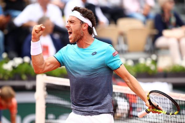 年初的那场 年初的那场